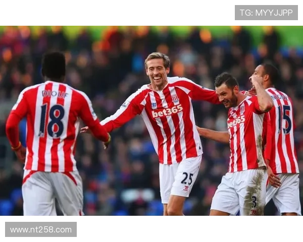 伯恩利安东尼引领球队逆袭崛起展现英伦足球坚韧与激情